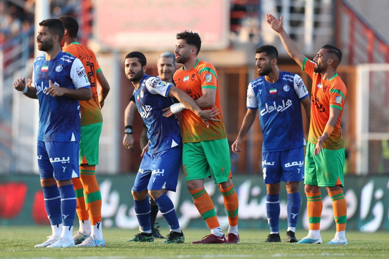 شرایط برای قهرمانی سپاهان و پرسپولیس برابر است!