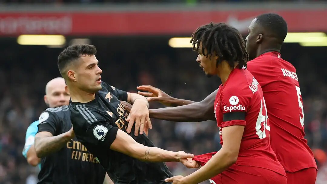 ۱۰ اتفاق سرنوشتساز که قهرمانی را از آرسنال گرفت!