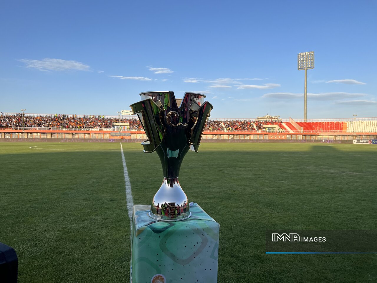 جام قهرمانی لیگ برتر در کرمان رونمایی شد +عکس