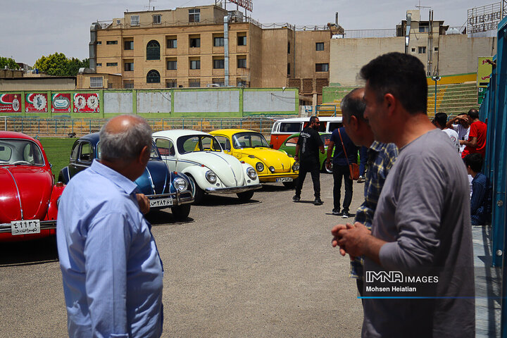 گردهمایی خودروهای فولکس واگن در اصفهان