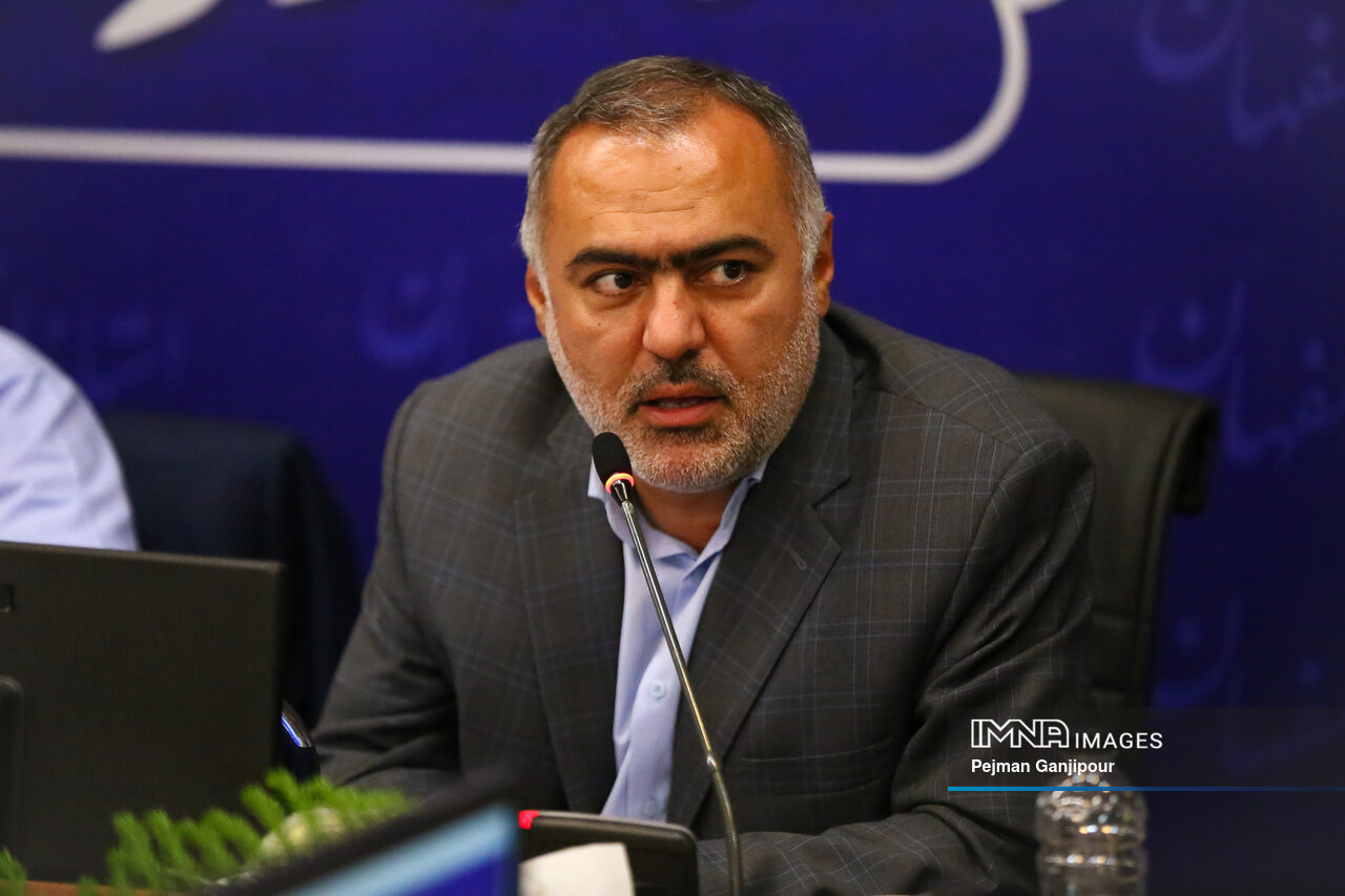 برنامه کاهش آلودگی هوای اصفهان تا پایان تیرماه تنظیم و ابلاغ شود