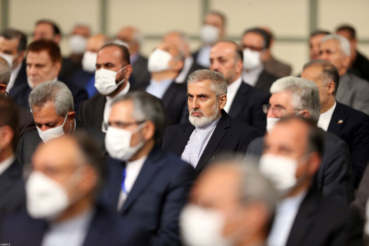 دیدار سفرا و رؤسای نمایندگی‌های ایران در خارج از کشور با رهبر معظم انقلاب