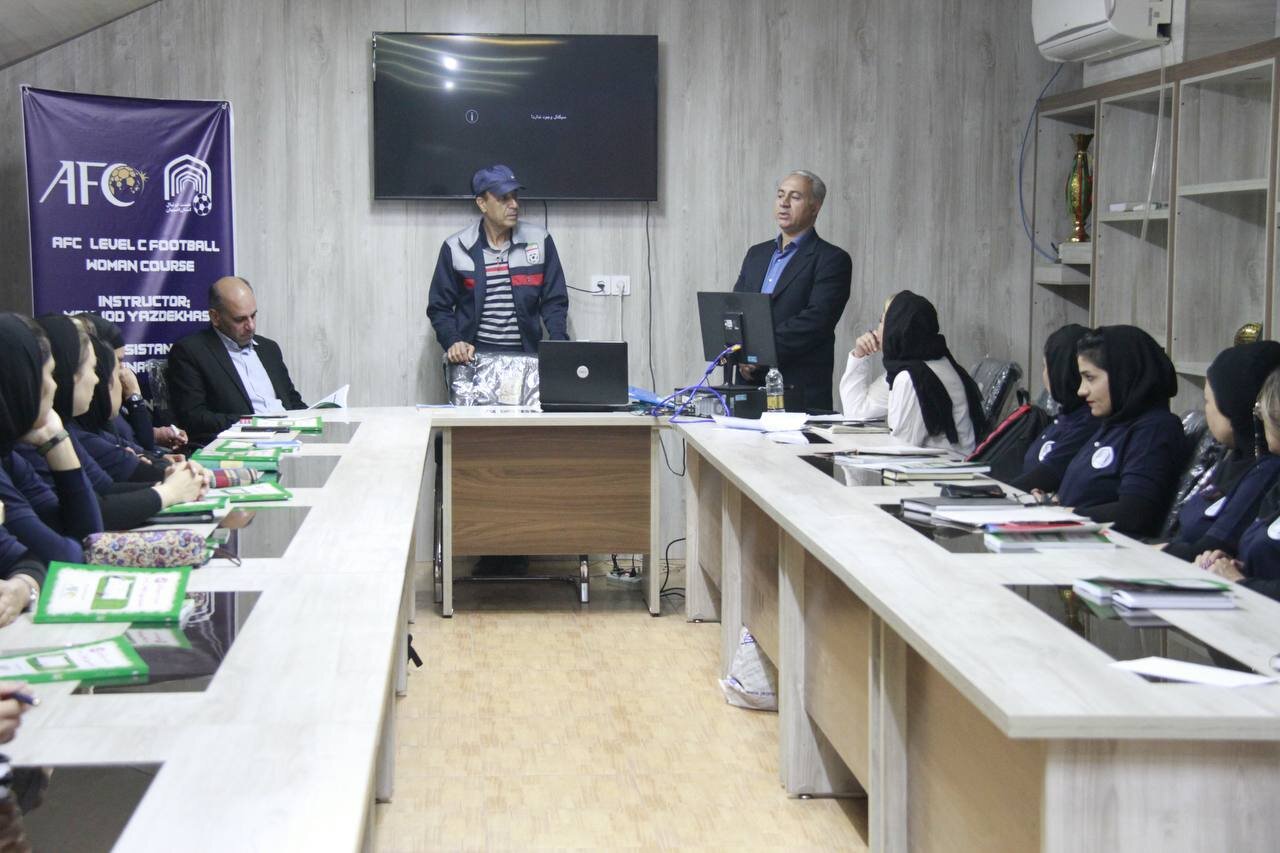 آغاز دوره مربیگری سطح C فوتبال بانوان آسیا به میزبانی هیئت فوتبال اصفهان