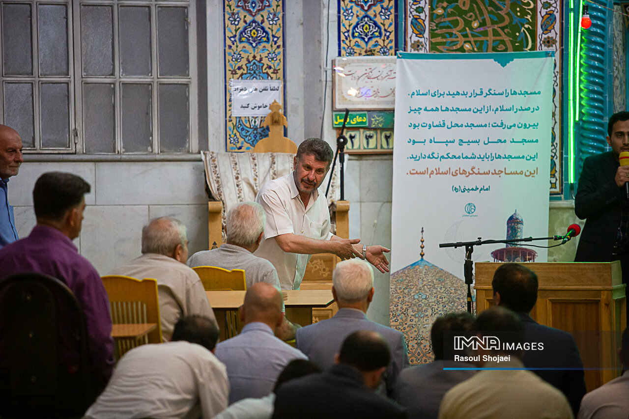 «مردم سلام» در پله نخست