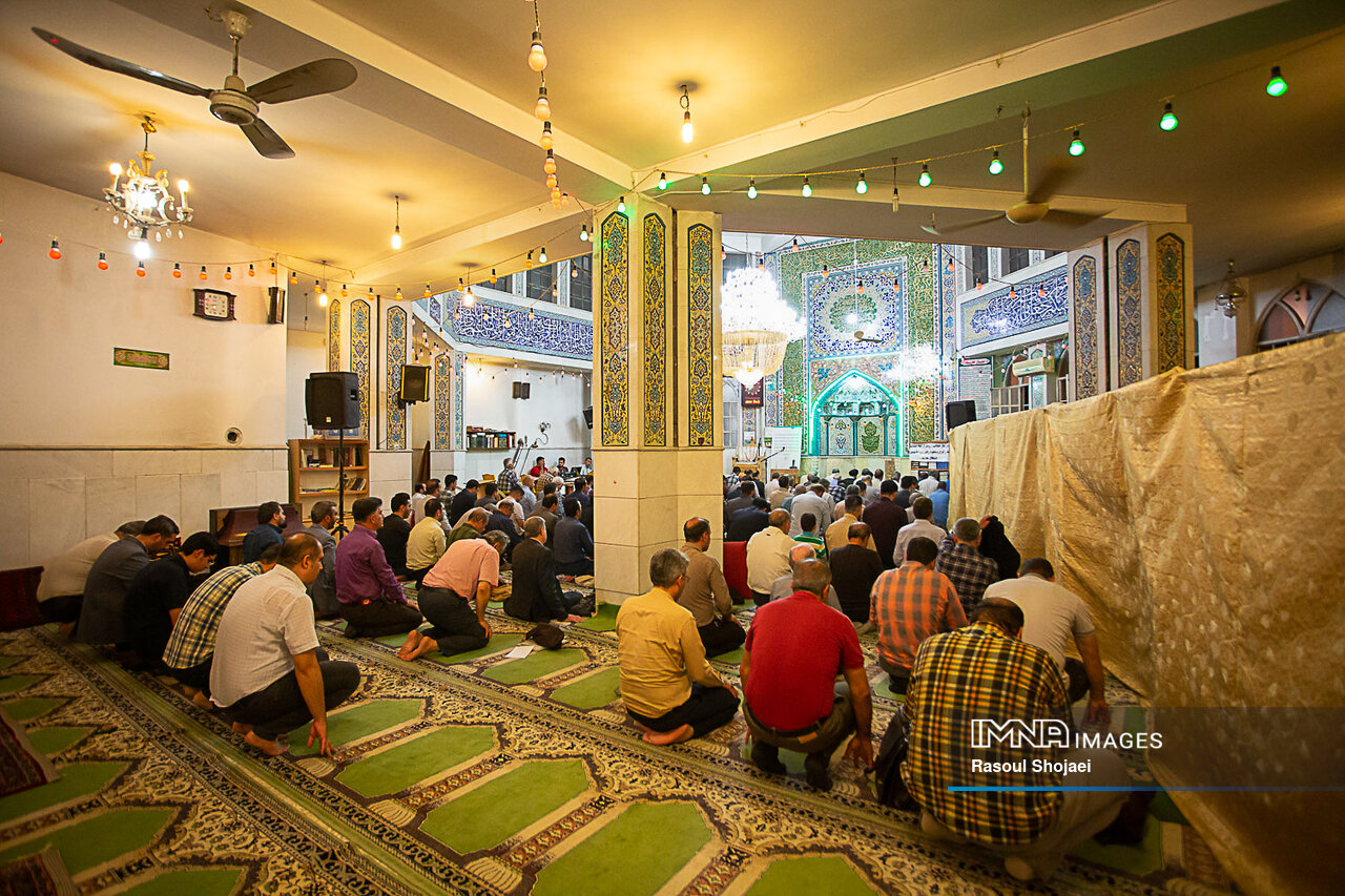 «مردم سلام» در پله نخست