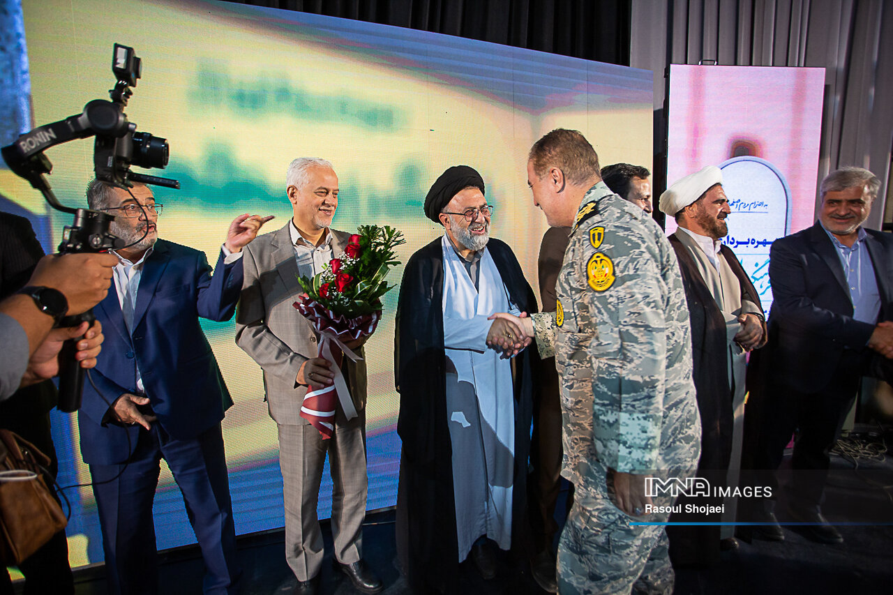 از بازسازی نقش زنان در دوران دفاع مقدس تا یادآوری حماسهسازیهای اصفهان