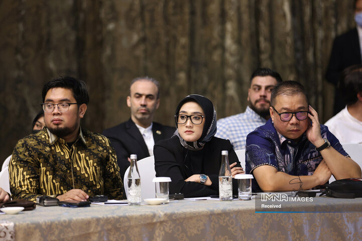 دیدار با تجار و فعالان اقتصادی ایران و اندونزی