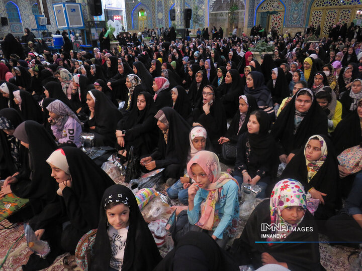 جشن روز دختر در امامزاده ابوالعباس خوراسگان