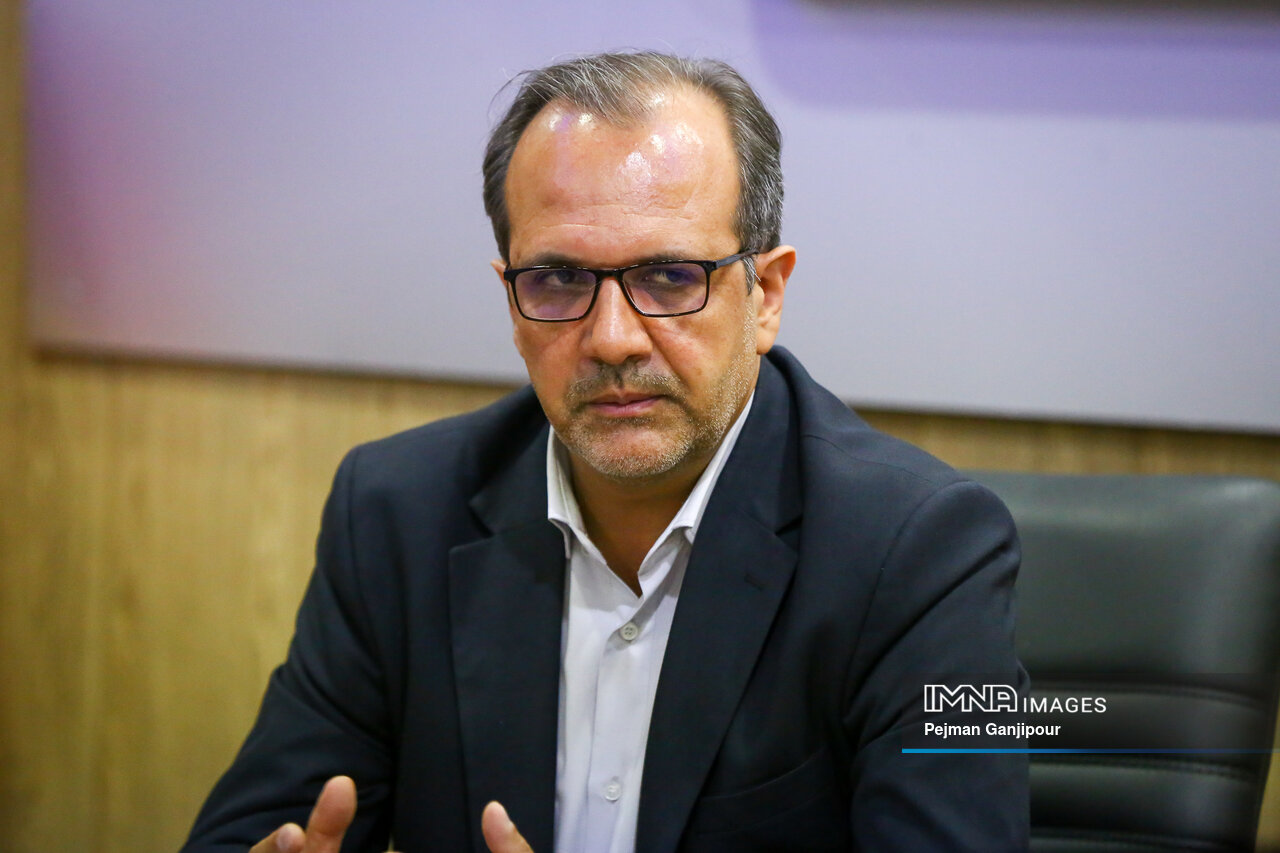 اجرای ۴۰ پروژه عمرانی در ناژوان طی یکسال/ معابر ریه تنفسی شهر یکطرفه نمیشود