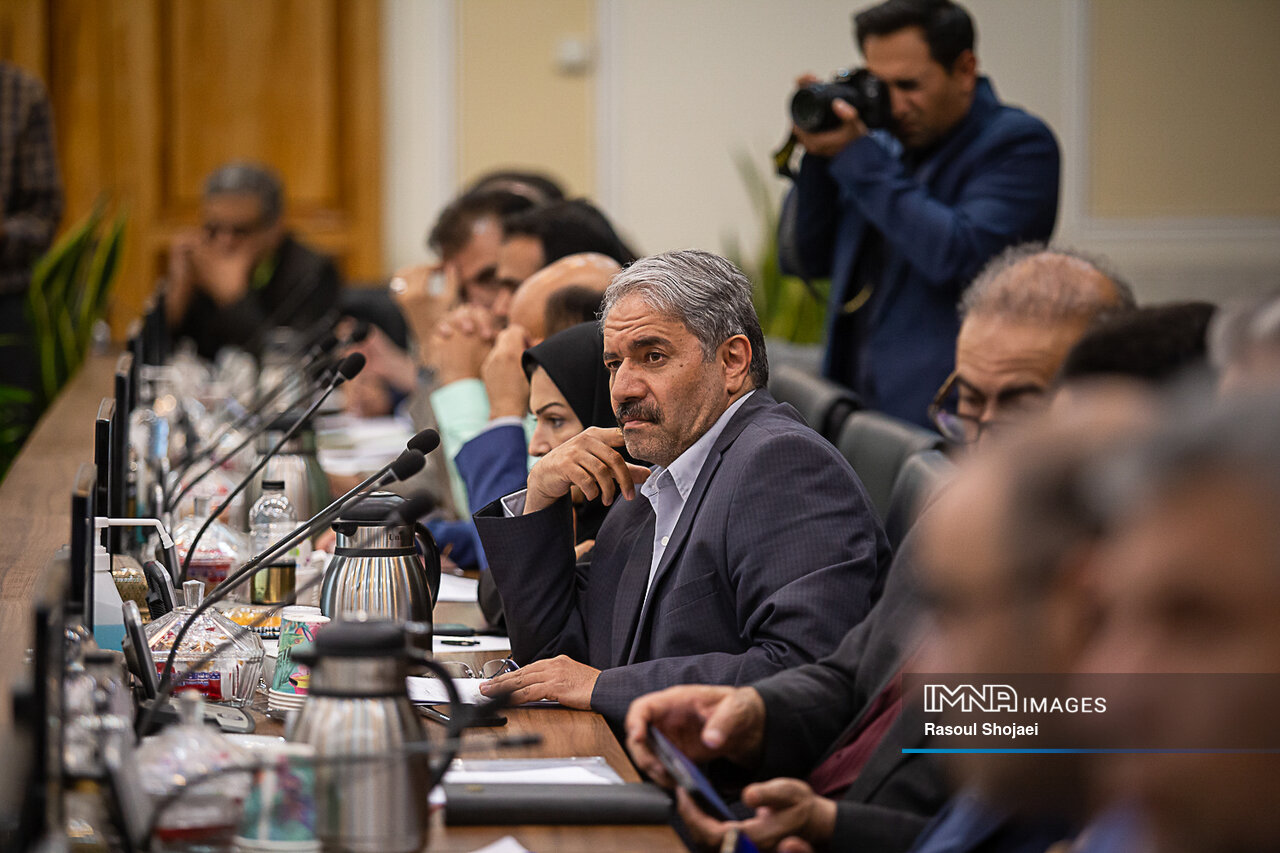 الحاق ۷۰ هکتار زمین به محدوده زرینشهر برای نهضت ملی مسکن