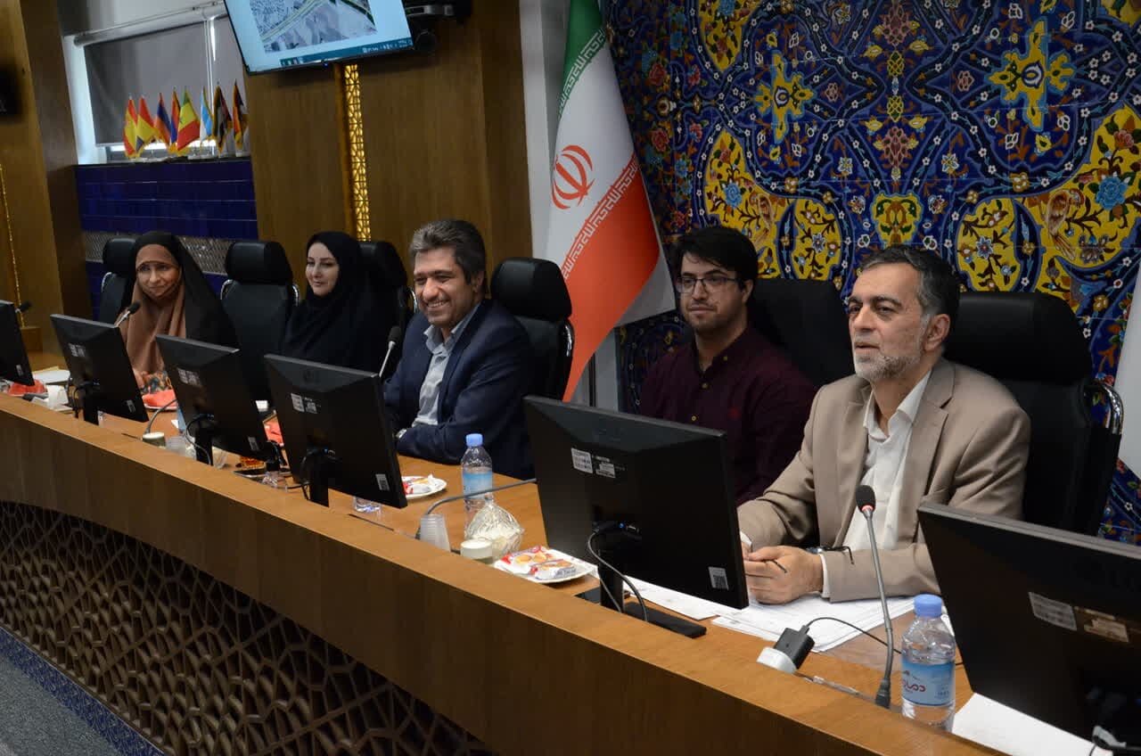 تشکیل کمیته تخصصی معماری برای حفظ هویت شهرموزه اصفهان