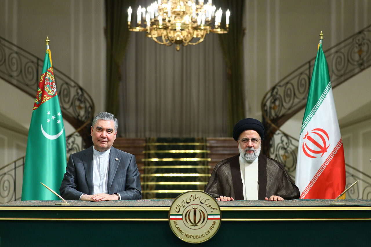 ایران و ترکمنستان همکاری‌های سیاسی را گسترش می‌دهند