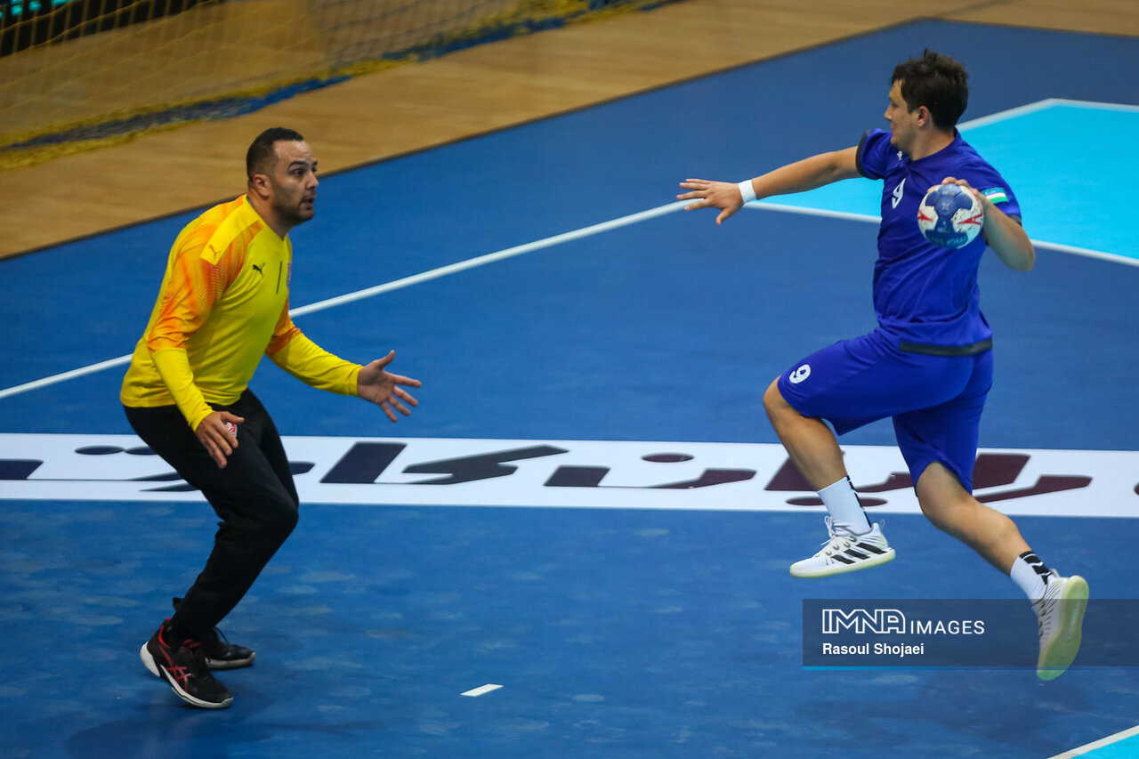 النجمه در سودای بازگشت به جدول/ نخستین بازی نماینده عمان در روز دوم رقابتها