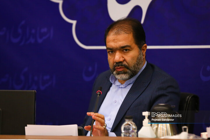 تأکید استاندار اصفهان بر انجام پروژه‌های استان با مشارکت دولت و بخش خصوصی