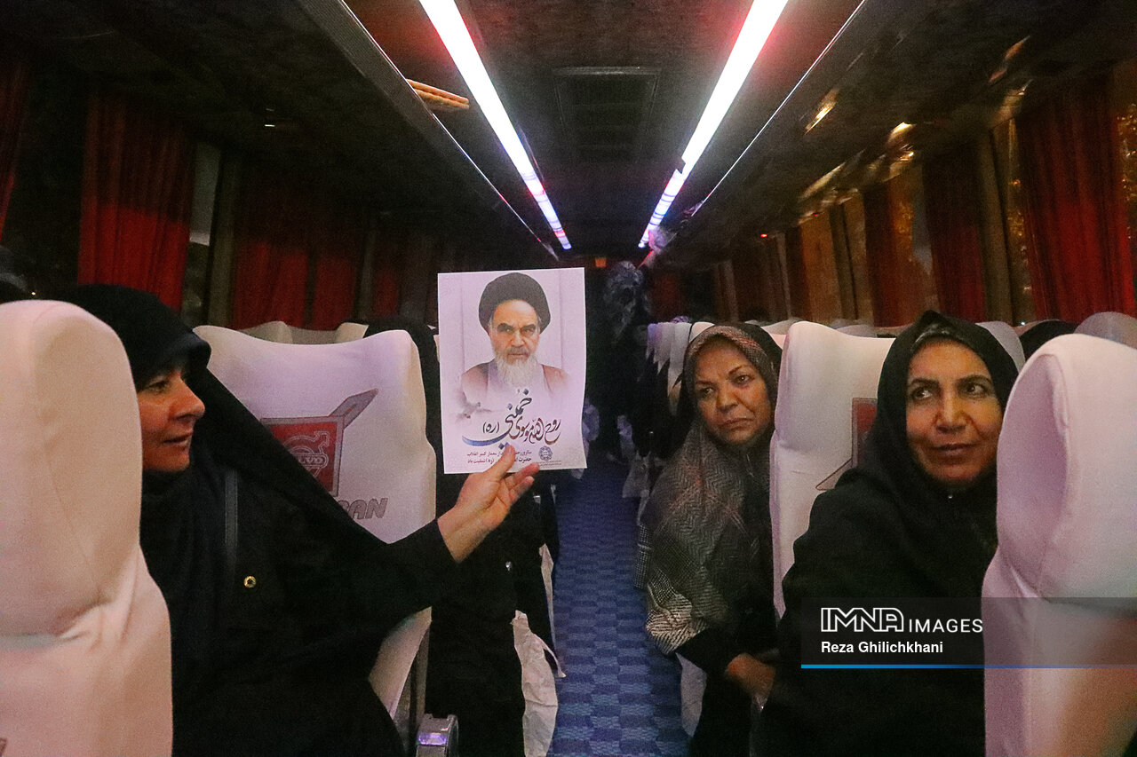 زائران زنجانی در قالب ۳۶ اتوبوس به مرقد امام راحل اعزام می‌شوند