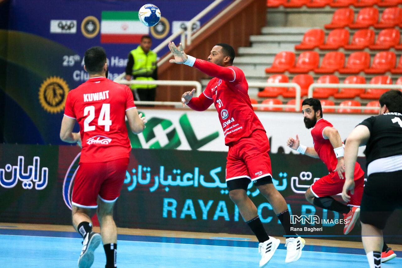 روز پایانی مرحله گروهی با اماواگرهای فراوان/ سپاهان چشمانتظار شگفتیسازی عمانیها