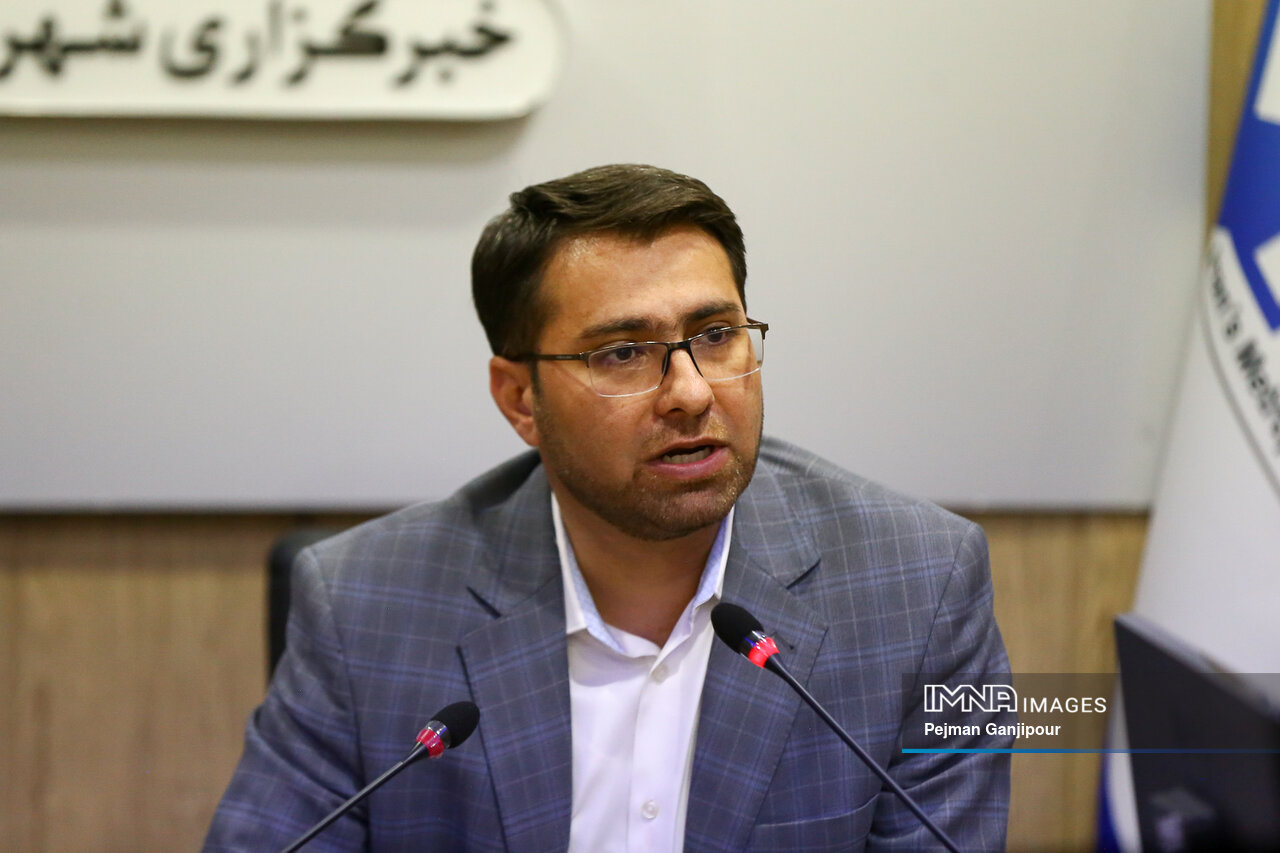 نرسیدن سیمرغ صنایعدستی به قله قاف موفقیت / ضعف ساختار آموزشی در تربیت هنرمند خلاق