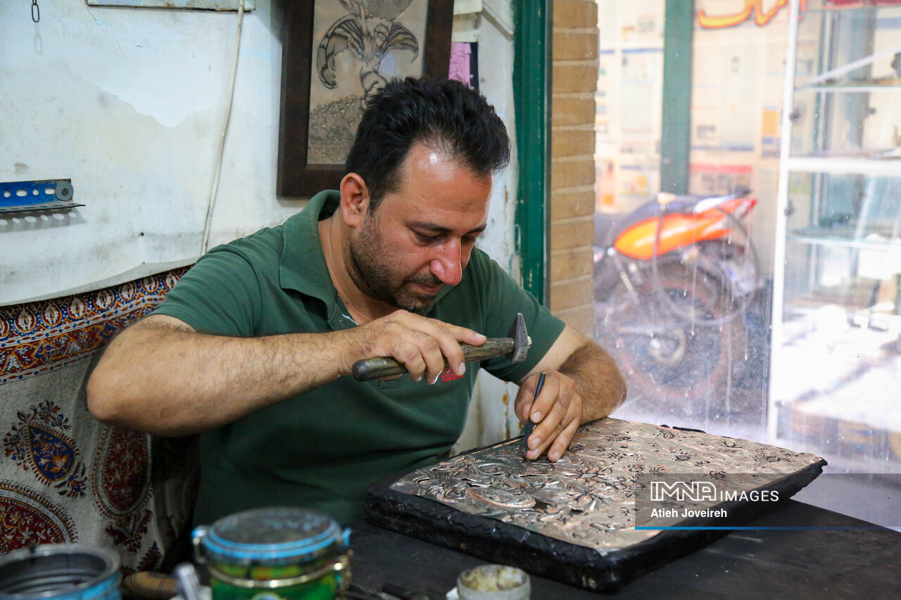 صنایع دستی که شاهبیت غزل نصفجهان است