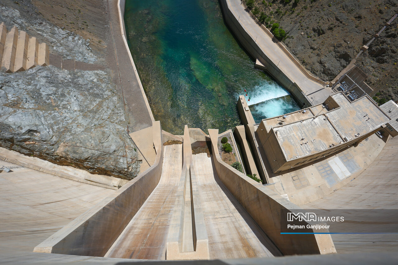کاهش ۳ درصدی ورودی آب به سدها؛ چالشهای مدیریت منابع آب