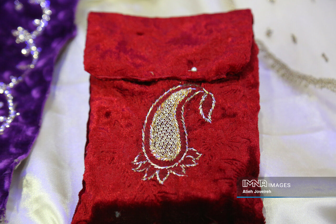 احیای سر به مهرترین هنر اصیل اصفهان