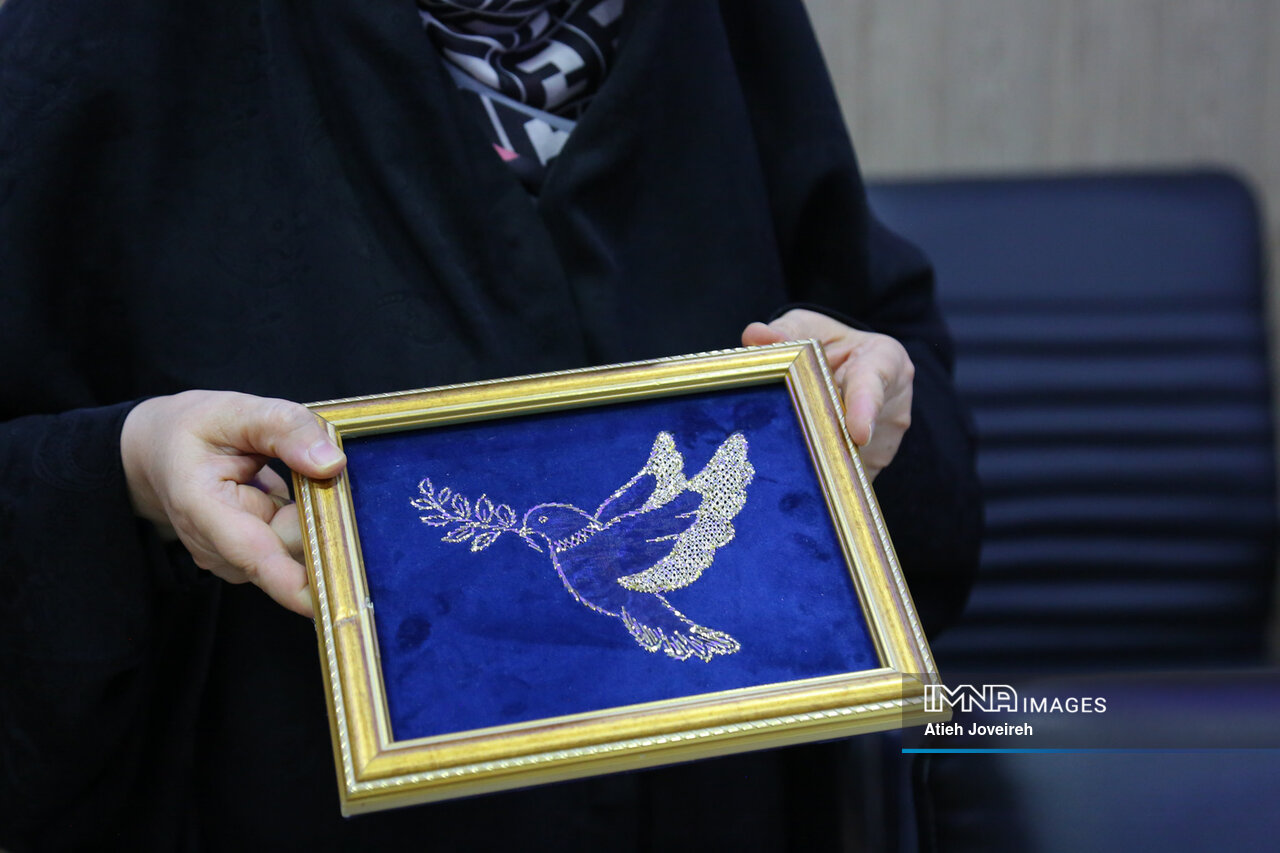 احیای سر به مهرترین هنر اصیل اصفهان