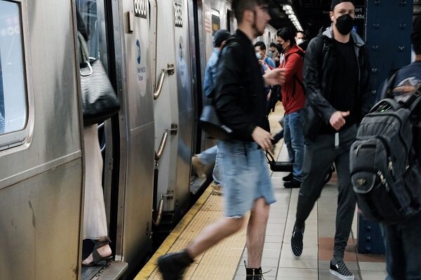 رویکرد نیویورک برای کاهش ارتکاب جرم در ایستگاه‌های مترو