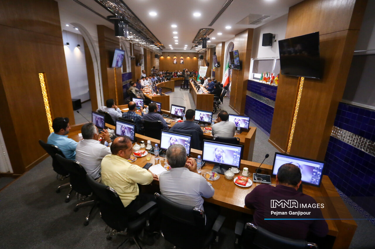 کاهش ۸ مگاواتی مصرف برق در شهرداری اصفهان