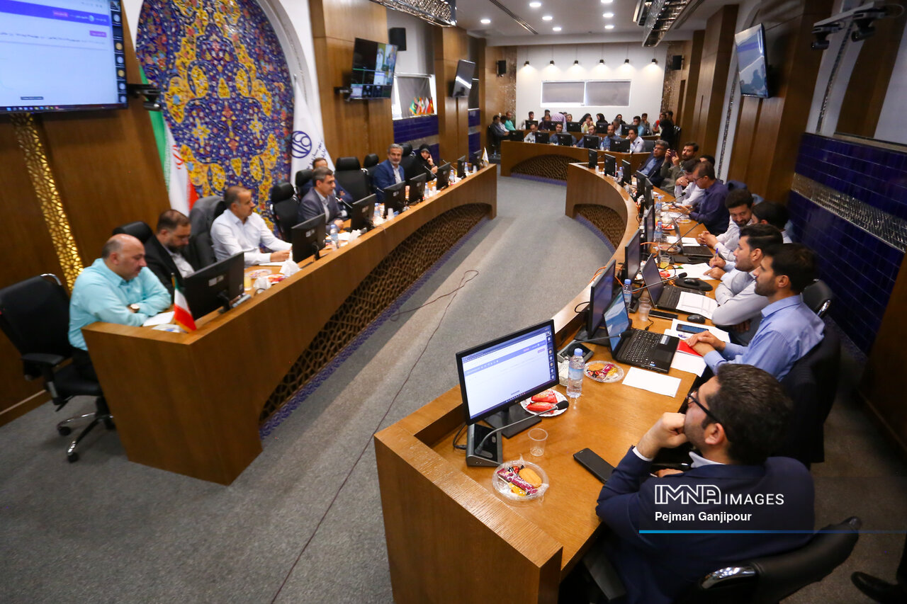 کاهش ۸ مگاواتی مصرف برق در شهرداری اصفهان