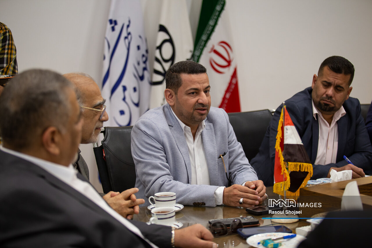 مراودات و تعاملات مابین شهرداریهای اصفهان و نجف افزایش یابد