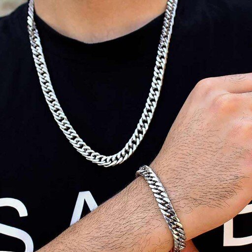 خرید آنلاین گردنبند و دستبند کارتیر در نوا استایل