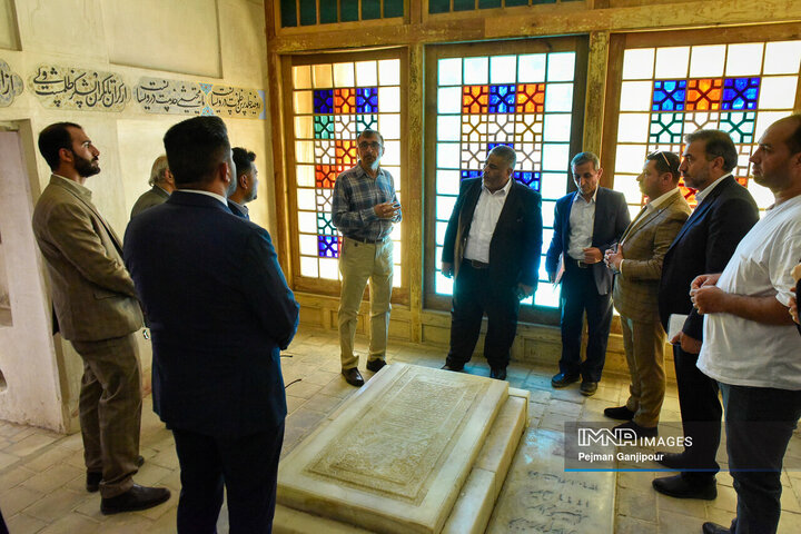 بازدید شهرداران کوفه و نجف اشرف از مجموعه فرهنگی مذهبی تخت فولاد