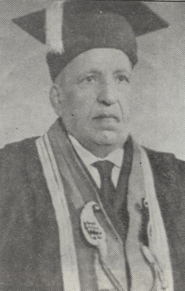 مروری بر بزرگان خفته در تخت فولاد