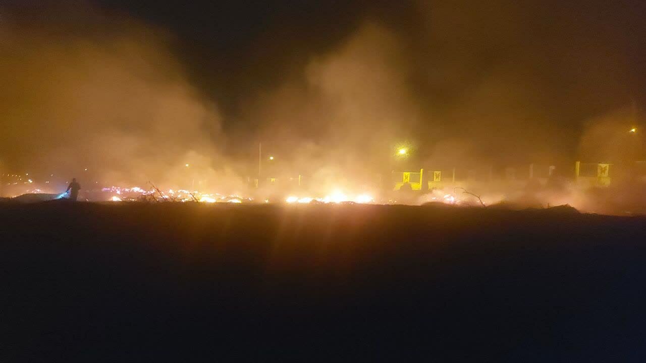 جزئیات وقوع حریق سنگین در دانشگاه آزاد خمینی شهر + عکس