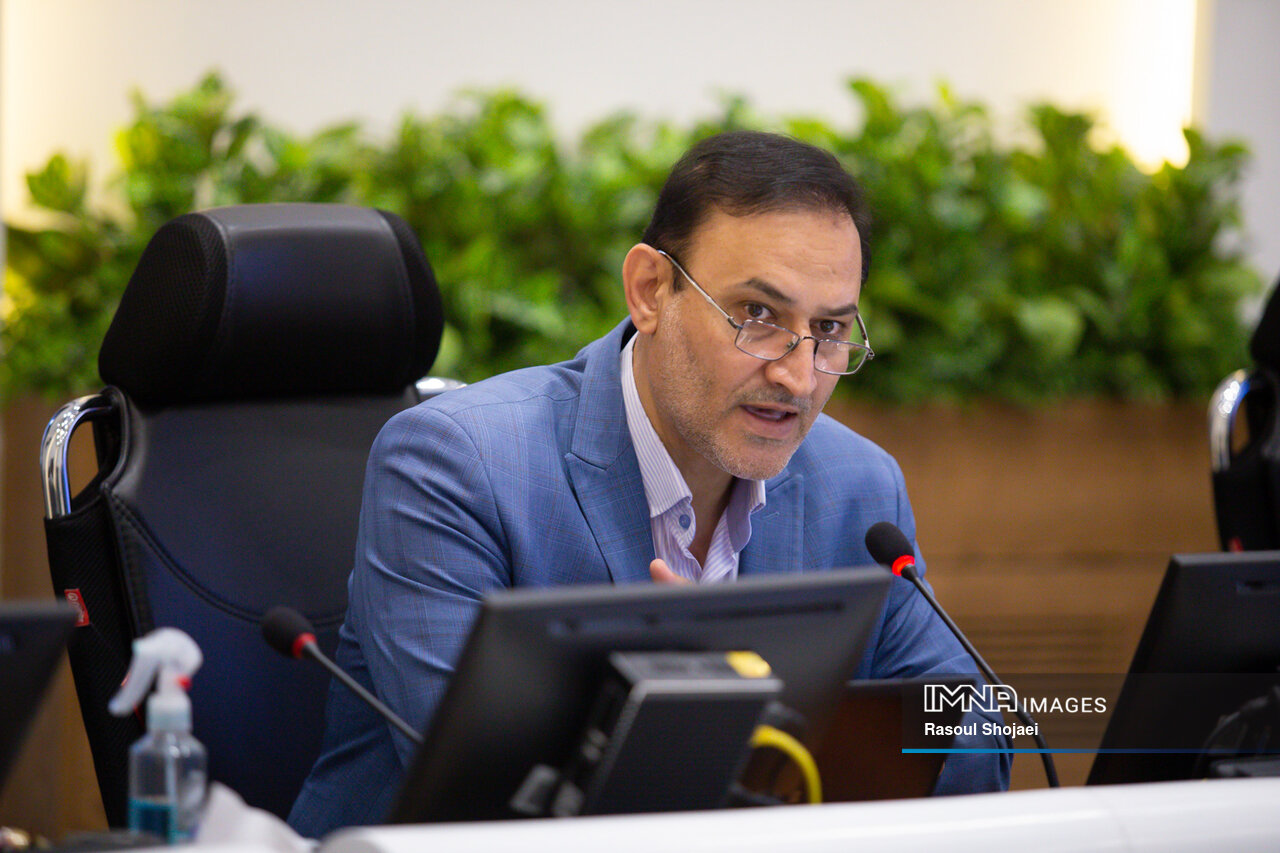 لزوم تصویب بستههای تشویقی ساختوساز برای جوانان/افزایش اختیارات مدیران مناطق شهرداری