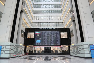 بورس در مسیر رکودرشکنی/پیام بودجه برای بازار مثبت است