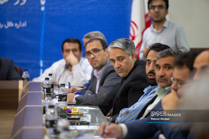 نشست بخشداران، شهرداران و رؤسای شوراهای اسلامی شهرستان خمینی‌شهر