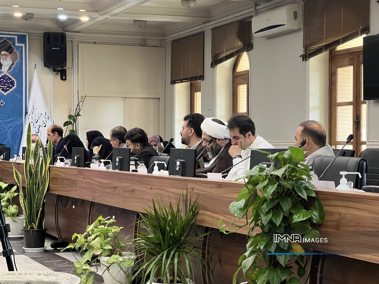 اهمیت به ازدواج جوانان مهمترین چالش روز اصفهان