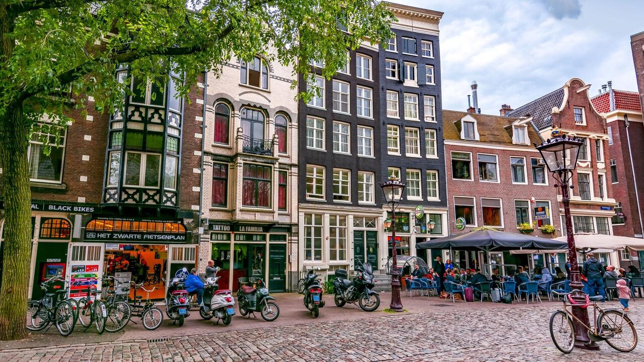آمستردام پرترددترین خیابان شهر را پیاده‌راه کرد
