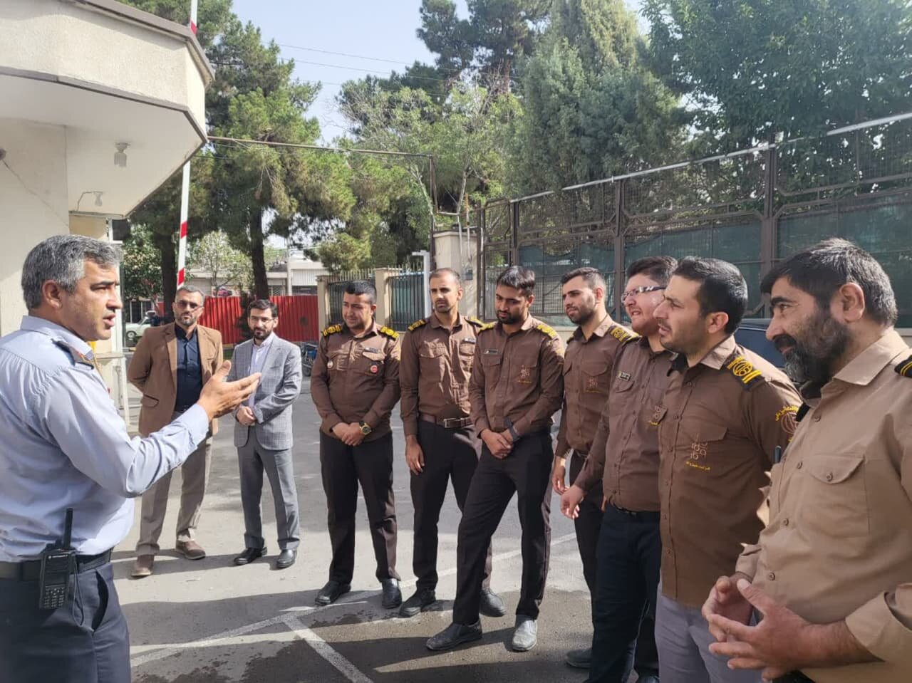 برگزاری مانور آموزش اطفای حریق در منطقه ۲ اصفهان