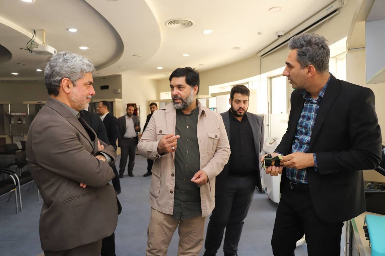 شهرداری تهران باید از شرکت‌های دانش‌بنیان و پروژه‌های علمی حمایت کند