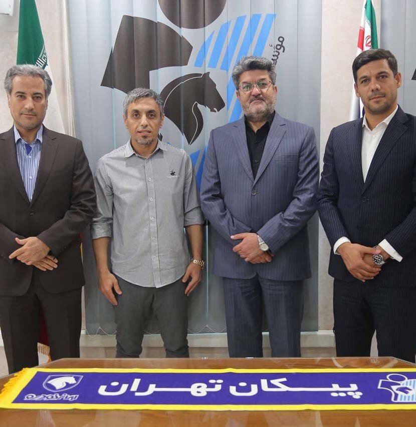 رسول خطیبی سرمربی پیکان شد + عکس