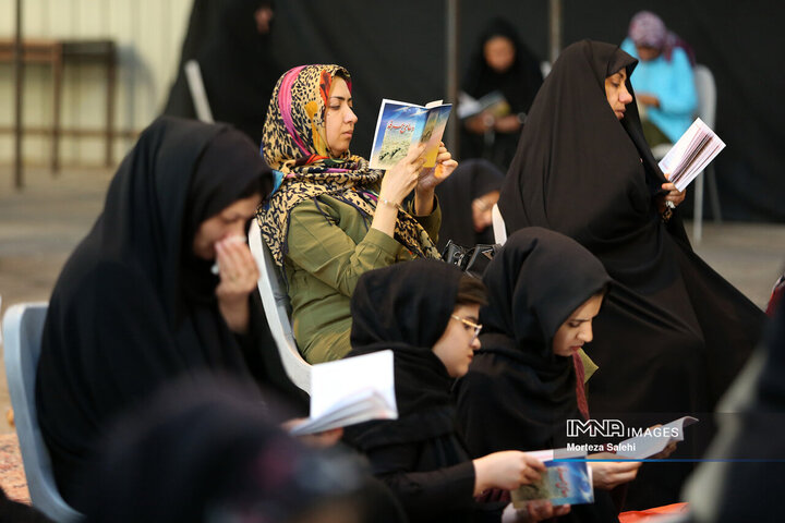 مراسم دعای عرفه در شهرستان مبارکه