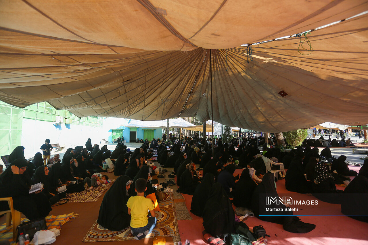 عرفه، روز ندای بخشش فرشیان از عرشیان