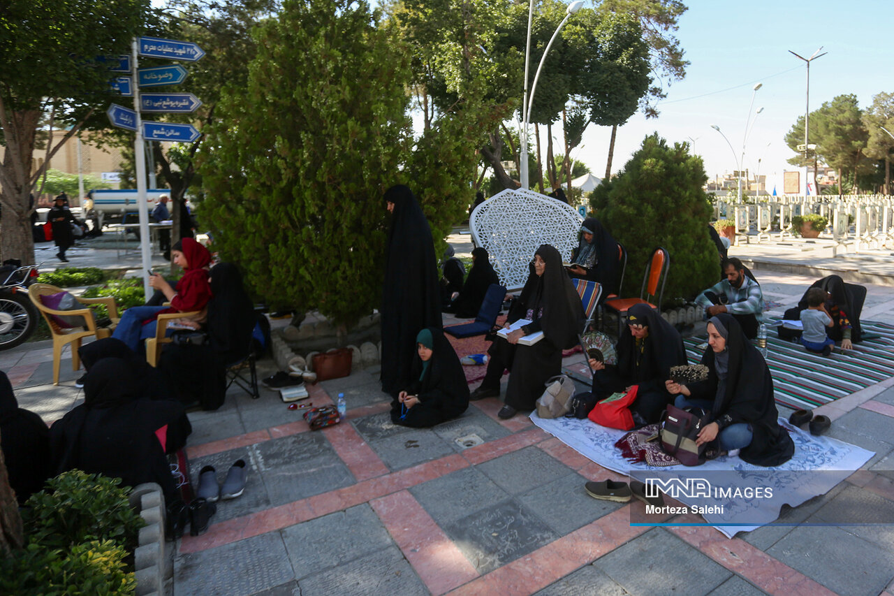 عرفه، روز ندای بخشش فرشیان از عرشیان