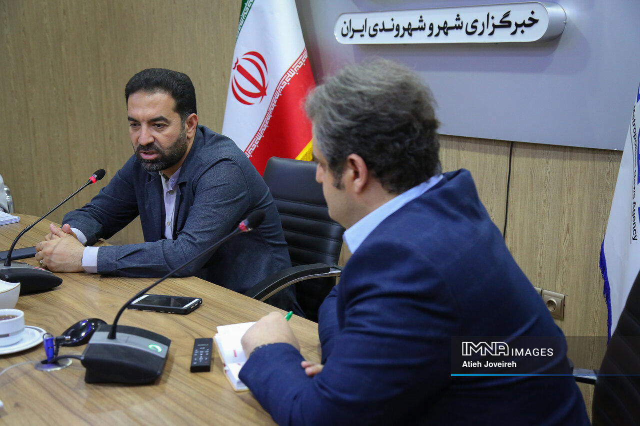 ریسباف جای خطر کردن و سپردن به بخش خصوصی نیست/پرهیز از سپردن مدیریت این مجموعه به معماران