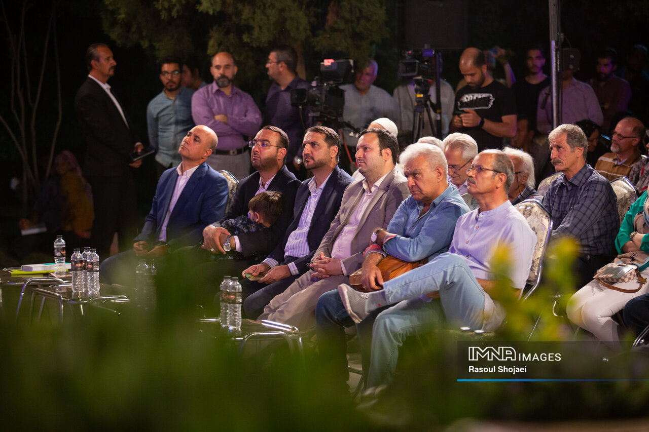 شبی برای بزرگداشت بزرگترین غزلسرای سده یازدهم