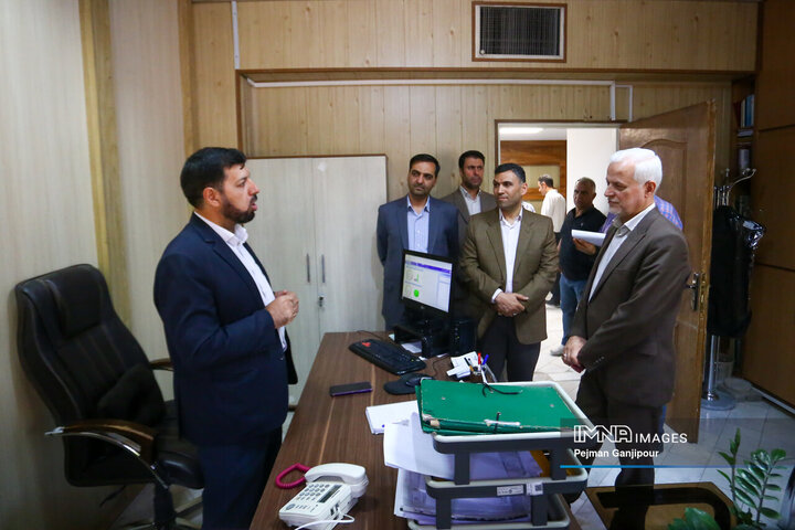 پنجمین بازدید سرزده شهردار اصفهان به ایستگاه منطقه ۹ رسید