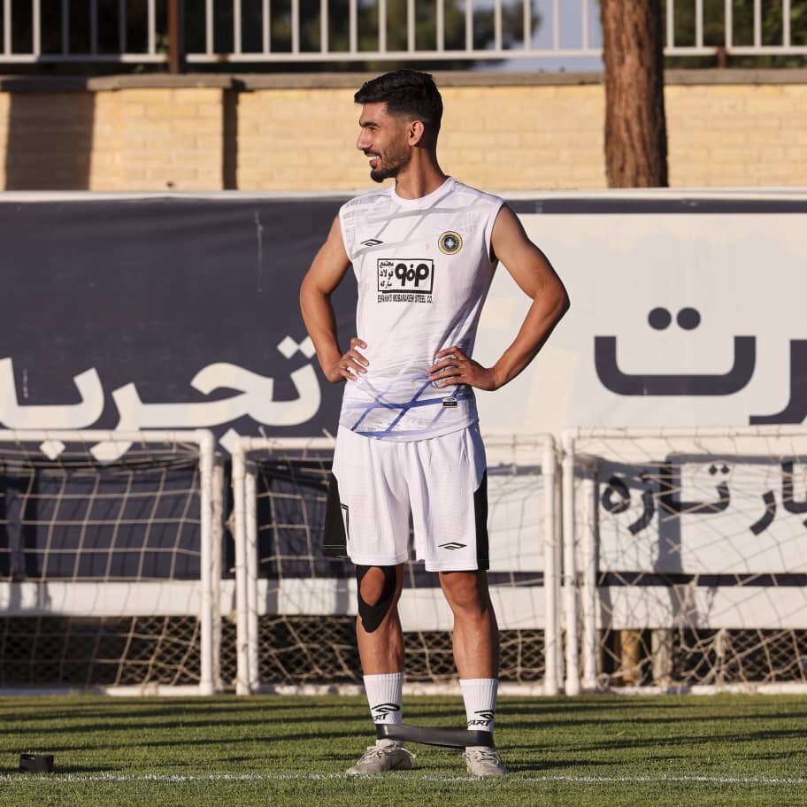 اولین واکنش شکاری پس از حضور در جمع طلاییپوشان/ از همه پیشنهادات سپاهان را انتخاب کردم