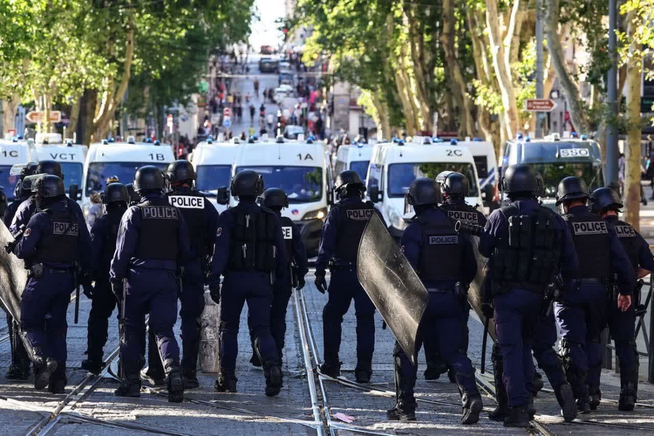 اعتراضات فرانسه به سوئیس هم سرریز کرد