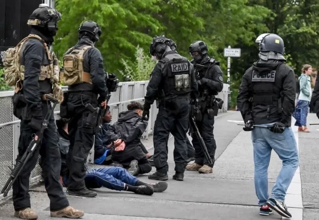 سانسور رسانهای غرب این بار در پاریس